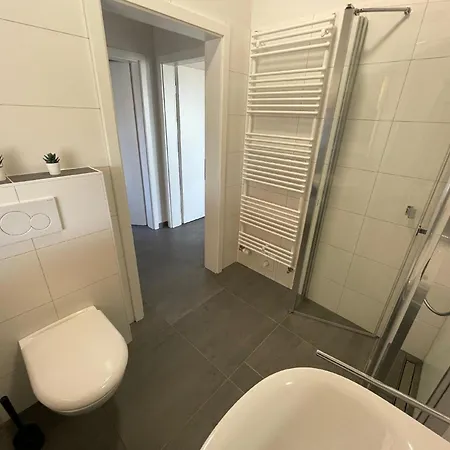 G22 Haus Mit Garten, Strandkorb Und Grillkamin Grosswurden